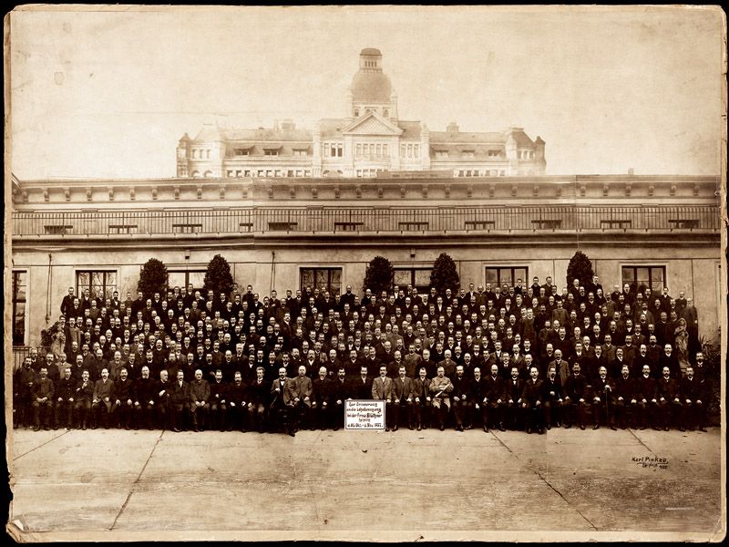 Blu?thner history Aliquot