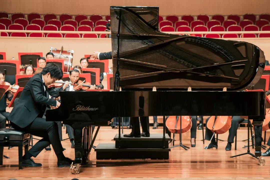 雷羽武漢愛樂3.jpg 雷羽武漢愛樂3.jpg