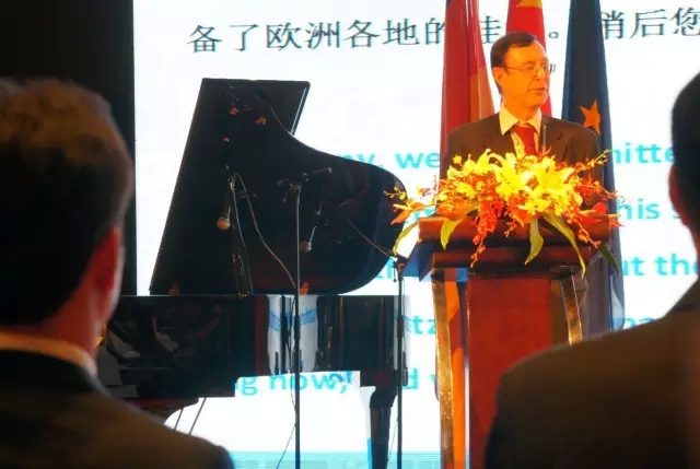 德國(guó)博蘭斯勒旗下德國(guó)歐米勒鋼琴先后亮相德國(guó)駐華大使館、駐廣州總領(lǐng)事館德國(guó)統(tǒng)一日慶典！